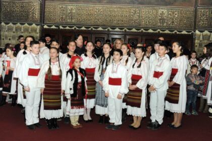 „Tinereţe şi credinţă“, la Dunărea de Jos – fotografia 10