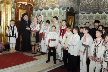 „Tinereţe şi credinţă“, la Dunărea de Jos – fotografia 25