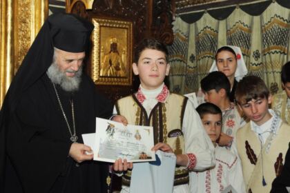 „Tinereţe şi credinţă“, la Dunărea de Jos – fotografia 38