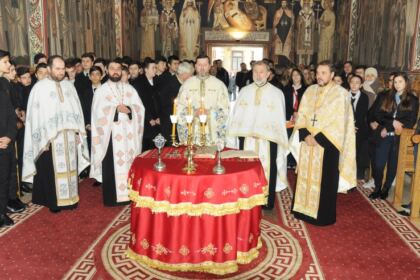 Simpozion Ştiinţific Interseminarial la Galaţi – fotografia 5