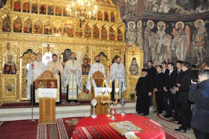 Simpozion Ştiinţific Interseminarial la Galaţi – fotografia 12
