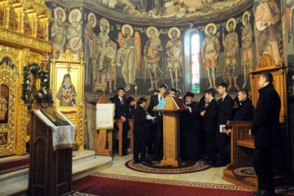 Sfântul Apostol Andrei cinstit de seminariştii gălăţeni – fotografia 8