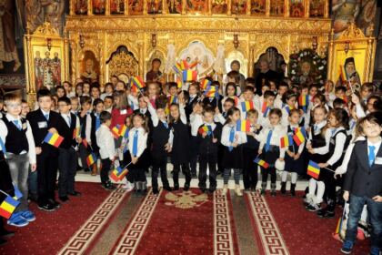 Sfântul Apostol Andrei cinstit de seminariştii gălăţeni – fotografia 16