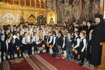 Sfântul Apostol Andrei cinstit de seminariştii gălăţeni – fotografia 17