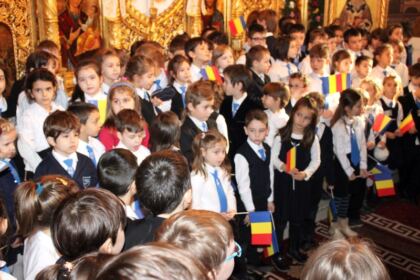 Sfântul Apostol Andrei cinstit de seminariştii gălăţeni – fotografia 21