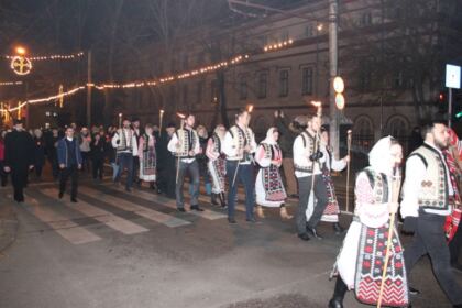 Pelerinajul luminii – Lumina Sfântului Apostol Andrei – fotografia 11