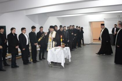 Sfântul Apostol Andrei cinstit de seminariştii gălăţeni – fotografia 7