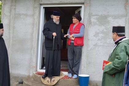 Pod de speranţă şi solidaritate creştină pentru persoanele sinistrate din judeţul Galaţi – fotografia 4