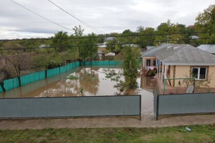 Pod de speranţă şi solidaritate creştină pentru persoanele sinistrate din judeţul Galaţi – fotografia 6