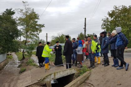 Pod de speranţă şi solidaritate creştină pentru persoanele sinistrate din judeţul Galaţi – fotografia 9