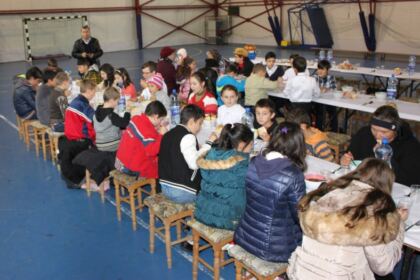 Liturghie şi filantropie în solidaritate cu familiile inundate din judeţul Galaţi – fotografia 22
