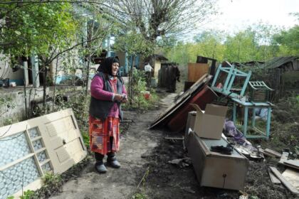 Voluntariat în parohiile inundate din judeţul Galaţi – fotografia 23