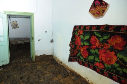 Voluntariat în parohiile inundate din judeţul Galaţi – fotografia 27