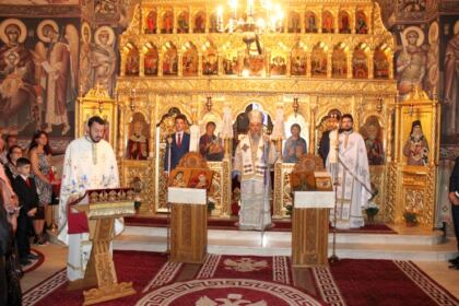 Seminarul Teologic „Sfântul Apostol Andrei“ din Galaţi şi-a deschis porţile la început de nou an şcolar – fotografia 6