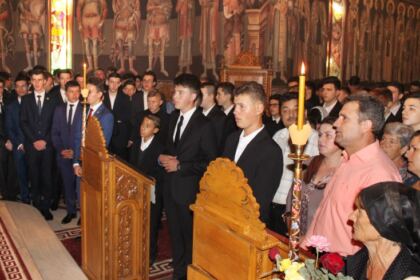 Seminarul Teologic „Sfântul Apostol Andrei“ din Galaţi şi-a deschis porţile la început de nou an şcolar – fotografia 7