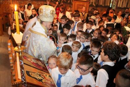 Seminarul Teologic „Sfântul Apostol Andrei“ din Galaţi şi-a deschis porţile la început de nou an şcolar – fotografia 19