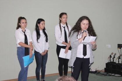 Ziua vârstnicului la Centrul multifuncţional de servicii sociale „Speranţe pentru vârsta a III-a“ – Galaţi – fotografia 9
