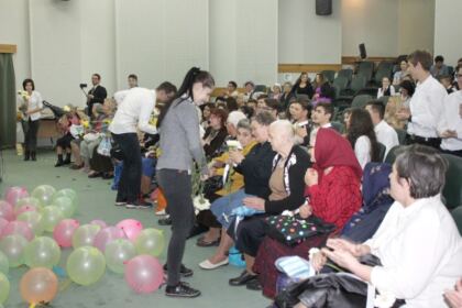 Ziua vârstnicului la Centrul multifuncţional de servicii sociale „Speranţe pentru vârsta a III-a“ – Galaţi – fotografia 24