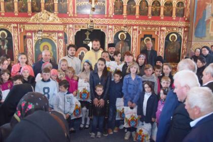 Program duhovnicesc liturgic, misionar şi filantropic în parohii sărace la Dunărea de Jos – fotografia 12