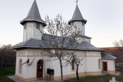 Program duhovnicesc liturgic, misionar şi filantropic în parohii sărace la Dunărea de Jos – fotografia 1