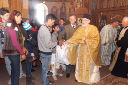 Program duhovnicesc liturgic, misionar şi filantropic în parohii sărace la Dunărea de Jos – fotografia 3