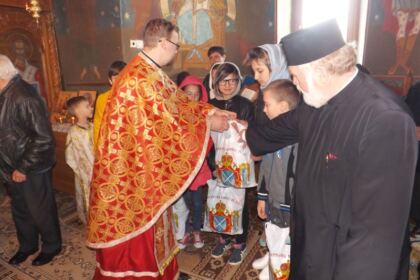Program duhovnicesc liturgic, misionar şi filantropic în parohii sărace la Dunărea de Jos – fotografia 2