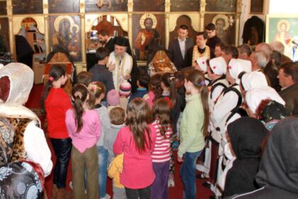 Program duhovnicesc liturgic, misionar şi filantropic în parohii sărace la Dunărea de Jos – fotografia 23