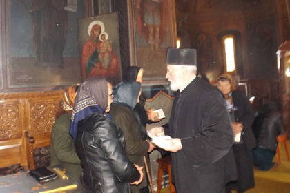 Program duhovnicesc liturgic, misionar şi filantropic în parohii sărace la Dunărea de Jos – fotografia 3