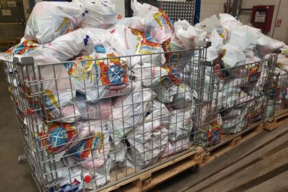 „Ne înnoim de Sfintele Paşti“ – program social-filantropic desfăşurat în Arhiepiscopia Dunării de Jos – fotografia 3