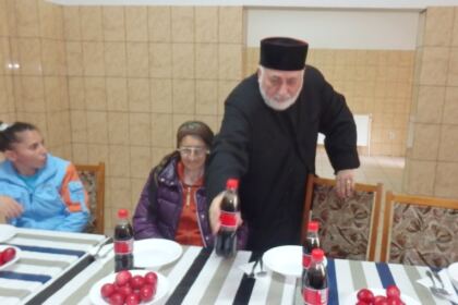 „Împreună de Sfintele Paşti“ la Centrul de Găzduire pentru persoanele fără adăpost din Brăila – fotografia 4