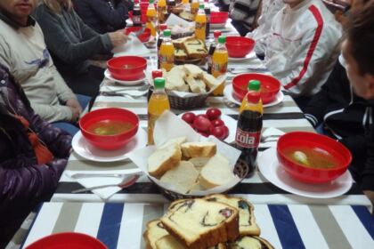„Împreună de Sfintele Paşti“ la Centrul de Găzduire pentru persoanele fără adăpost din Brăila – fotografia 15