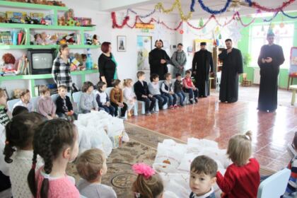Serbare dedicată Sfântului Ierarh Nicolae la Grădiniţa „Familia“ din Brăila – fotografia 10