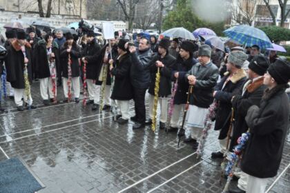 Festivalul de datini şi obiceiuri la Naşterea Domnului şi Anul Nou „Tudor Pamfile“, la Galaţi – fotografia 16