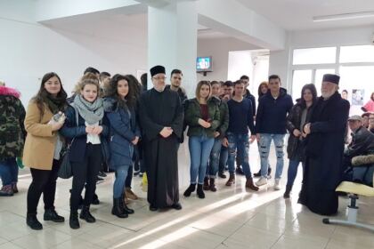 Campania „O picătură de sânge poate salva o viaţă!“ se desfăşoară în continuare la Galaţi – fotografia 2