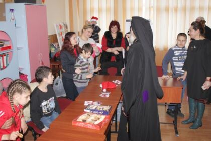 Daruri pentru copiii de la Şcoala Specială nr. 2 „Constantin Pufan“ din Galaţi – fotografia 22