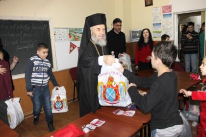 Daruri pentru copiii de la Şcoala Specială nr. 2 „Constantin Pufan“ din Galaţi – fotografia 25