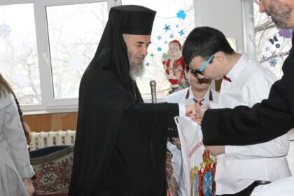 Daruri pentru copiii de la Şcoala Specială nr. 2 „Constantin Pufan“ din Galaţi – fotografia 31