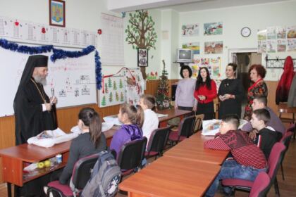 Daruri pentru copiii de la Şcoala Specială nr. 2 „Constantin Pufan“ din Galaţi – fotografia 33