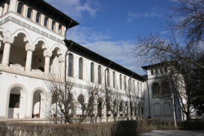 Colindători la Reşedinţa arhiepiscopală din Galaţi – fotografia 1