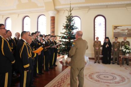 Colindători la Reşedinţa arhiepiscopală din Galaţi – fotografia 5