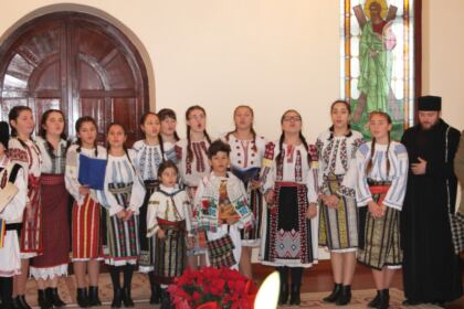 Colindători la Reşedinţa arhiepiscopală din Galaţi – fotografia 12
