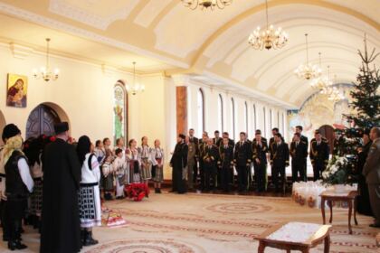 Colindători la Reşedinţa arhiepiscopală din Galaţi – fotografia 18