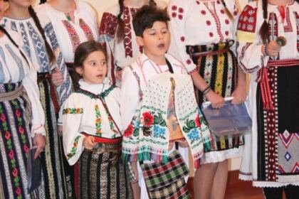 Colindători la Reşedinţa arhiepiscopală din Galaţi – fotografia 20