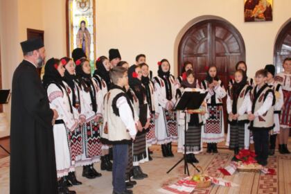 Colindători la Reşedinţa arhiepiscopală din Galaţi – fotografia 22