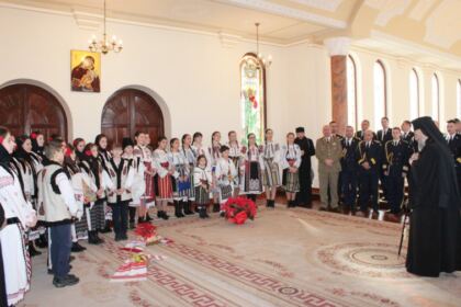 Colindători la Reşedinţa arhiepiscopală din Galaţi – fotografia 23