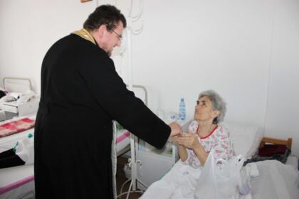 Activităţi social-filantropice la Duminica Înfricoşătoarei Judecăţi – fotografia 10