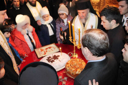 Poetul naţional Mihai Eminescu a fost omagiat la Seminarul Teologic „Sfântul Apostol Andrei“ din Galaţi – fotografia 11