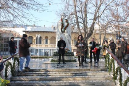 Omagierea poetului Mihai Eminescu la Galaţi – fotografia 7