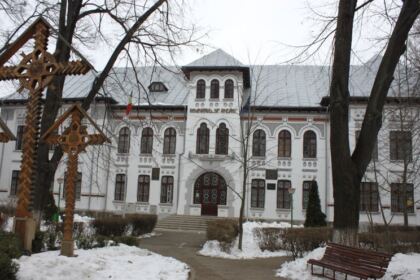 Simpozion interliceal la Seminarul Teologic „Sfântul Apostol Andrei“ din Galaţi – fotografia 1