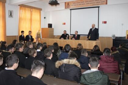 Simpozion interliceal la Seminarul Teologic „Sfântul Apostol Andrei“ din Galaţi – fotografia 3